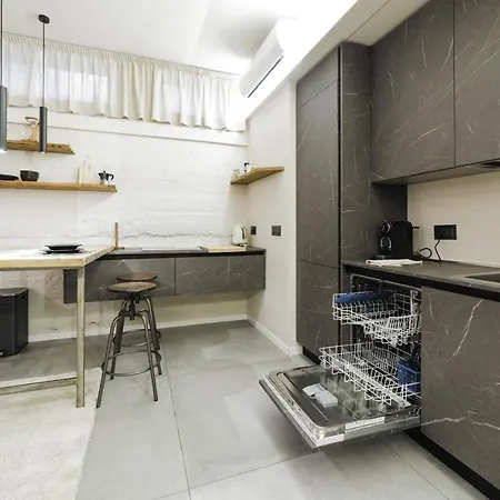 Apartment Guesthost - Bullona Design Flat - M5 Domodossola Mailand